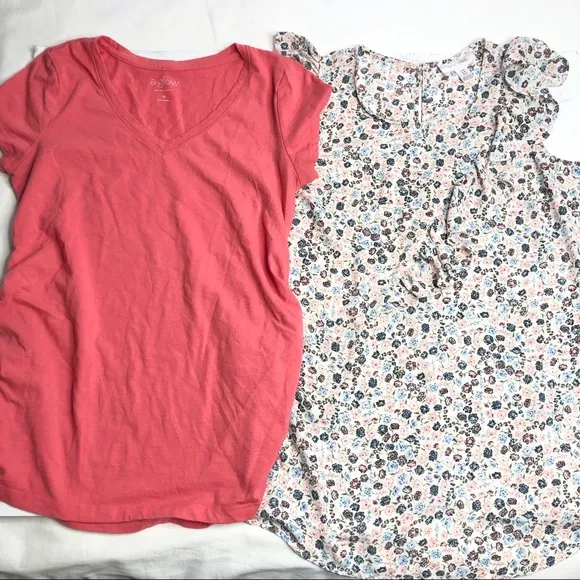 A: glow/ Motherhood/ Liz Lange Maternity bundle