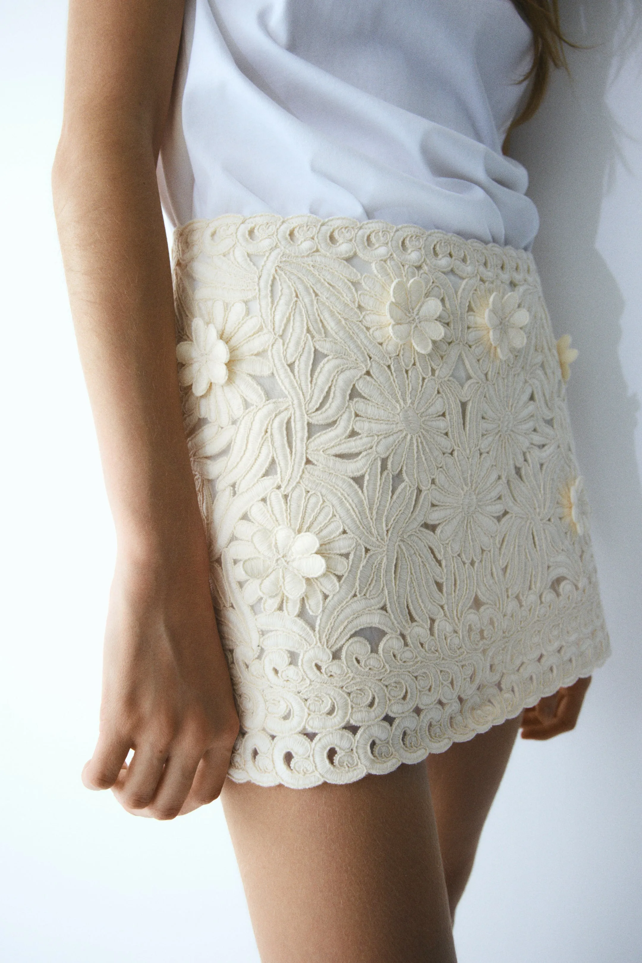 Appliquéd mini skirt