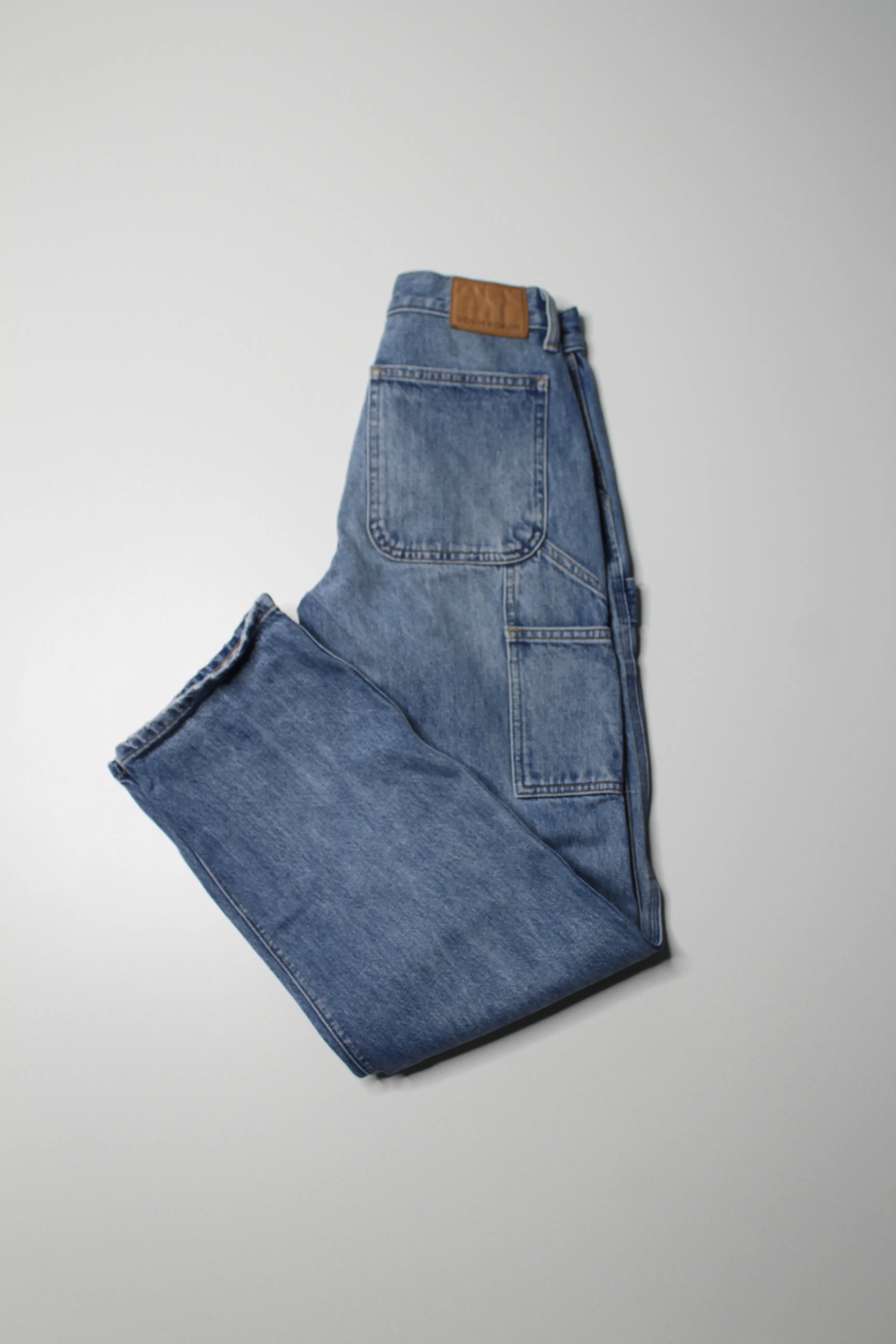 Aritzia Denim Forum the 'carpenter lo-rise loose' jeans, size 23 (28L)