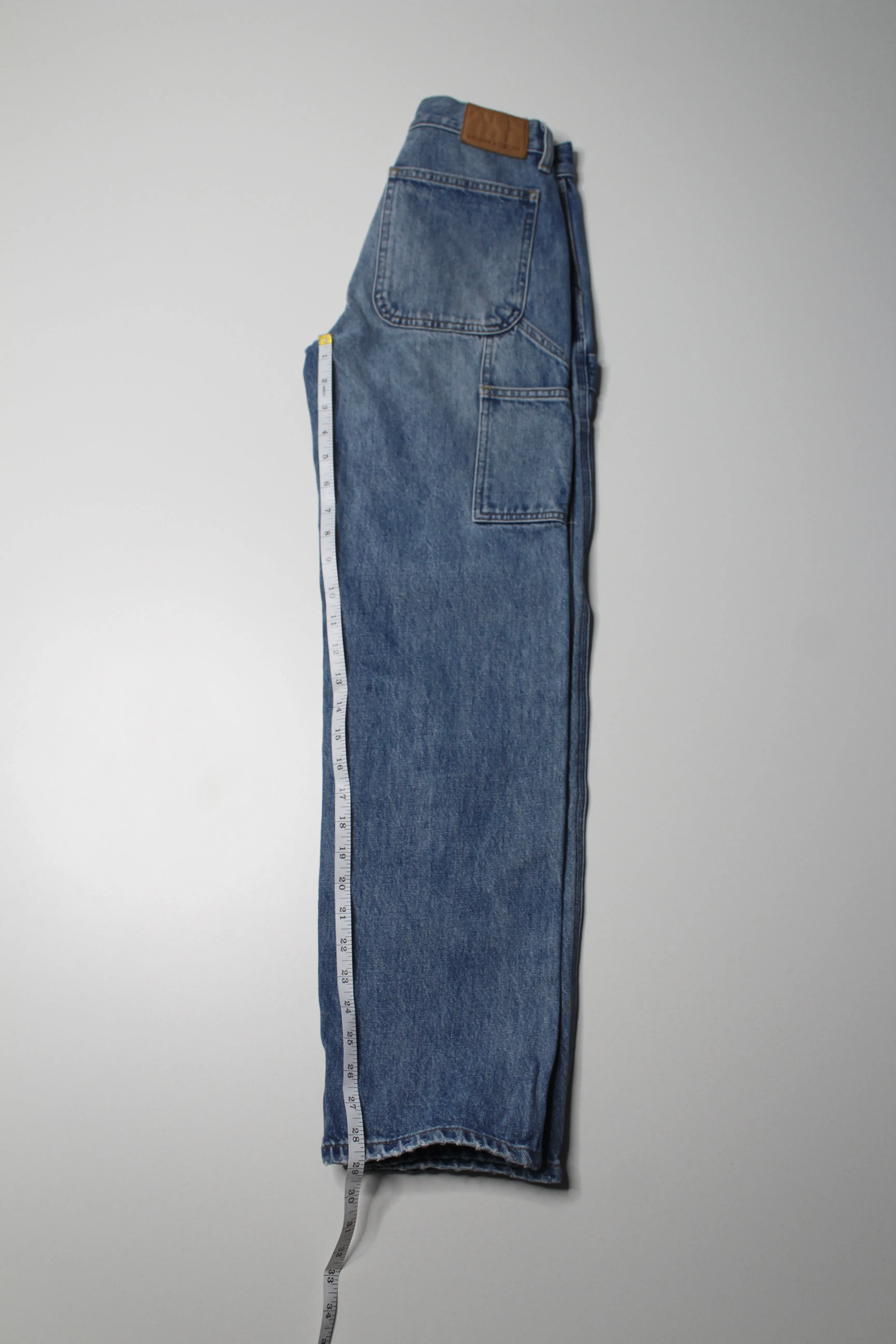 Aritzia Denim Forum the 'carpenter lo-rise loose' jeans, size 23 (28L)