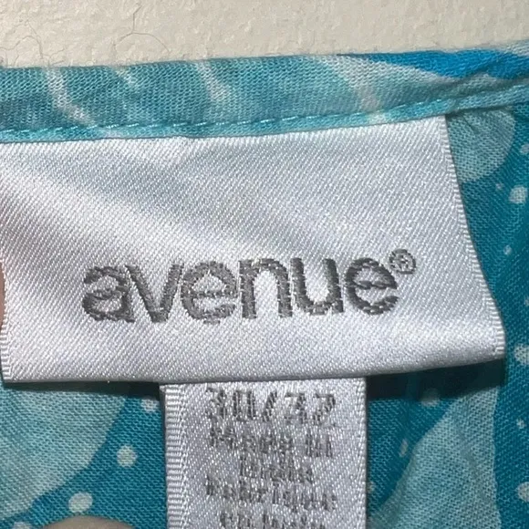 Avenue Dress Kara Crush Dress in Blue Royal Blooms Size 4X. 30/32