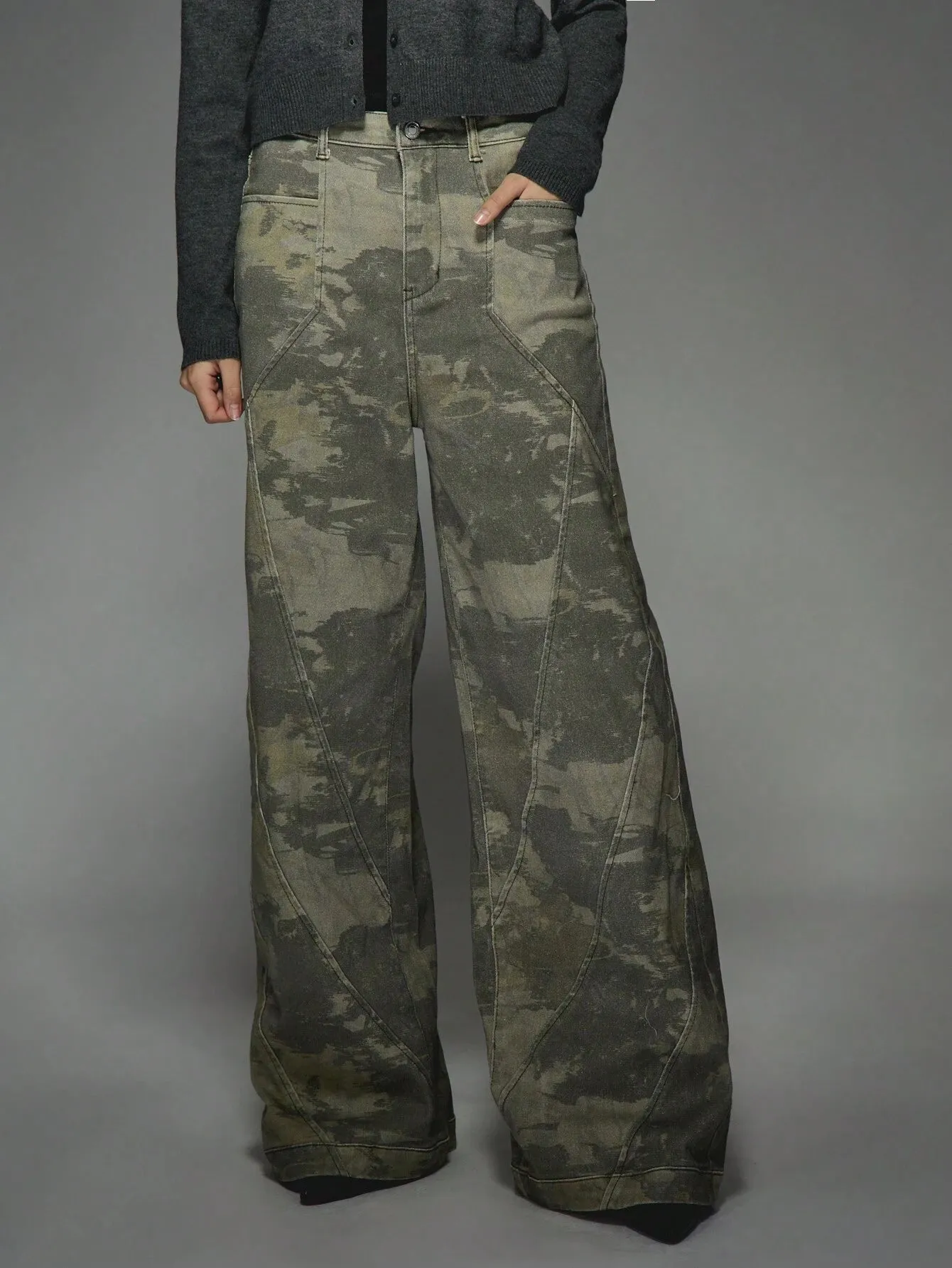 Camo Print Wide-Leg Jeans | Stylish & Trendy Streetwear