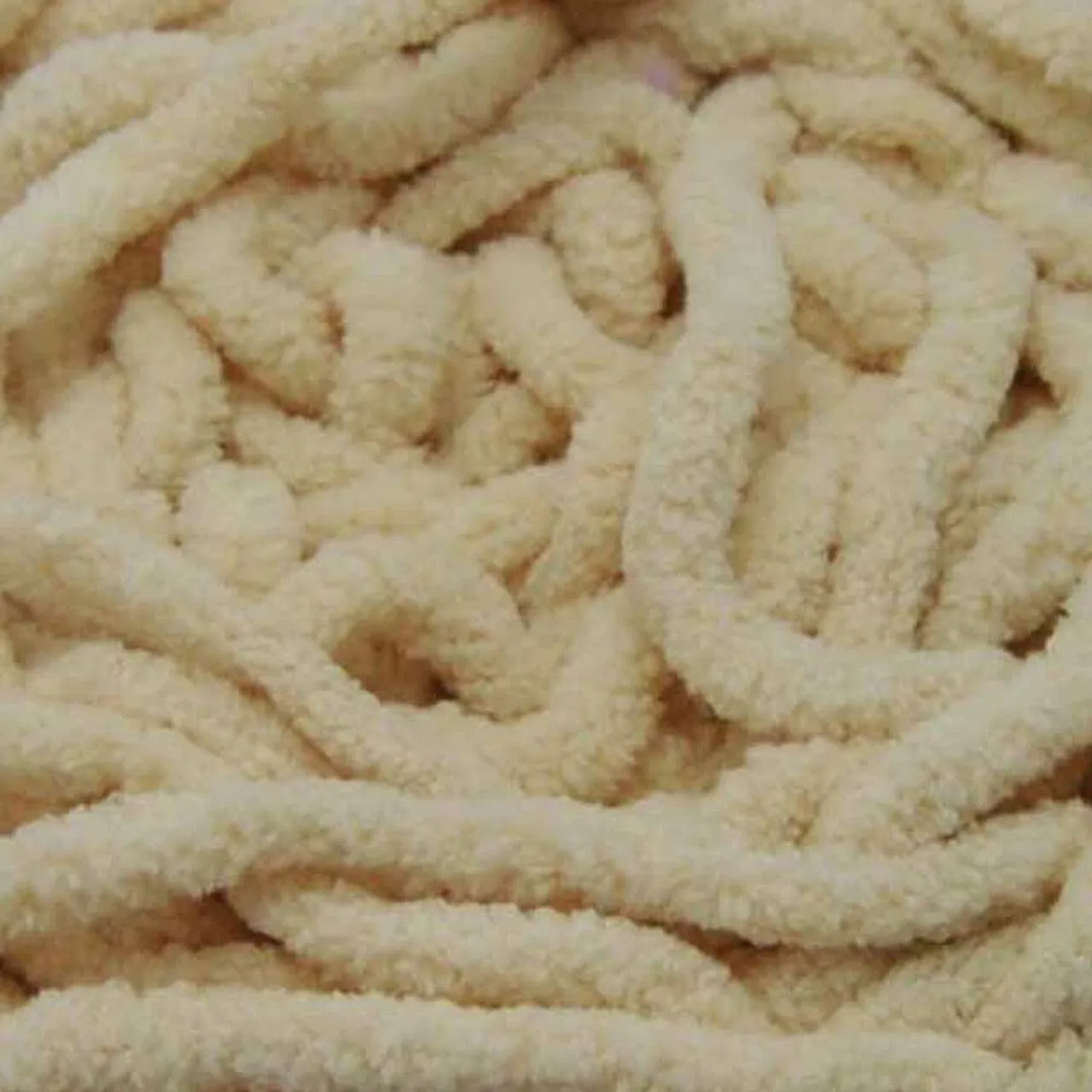 Chenille Blanket Yarn 100g 80m 12ply - Ivory