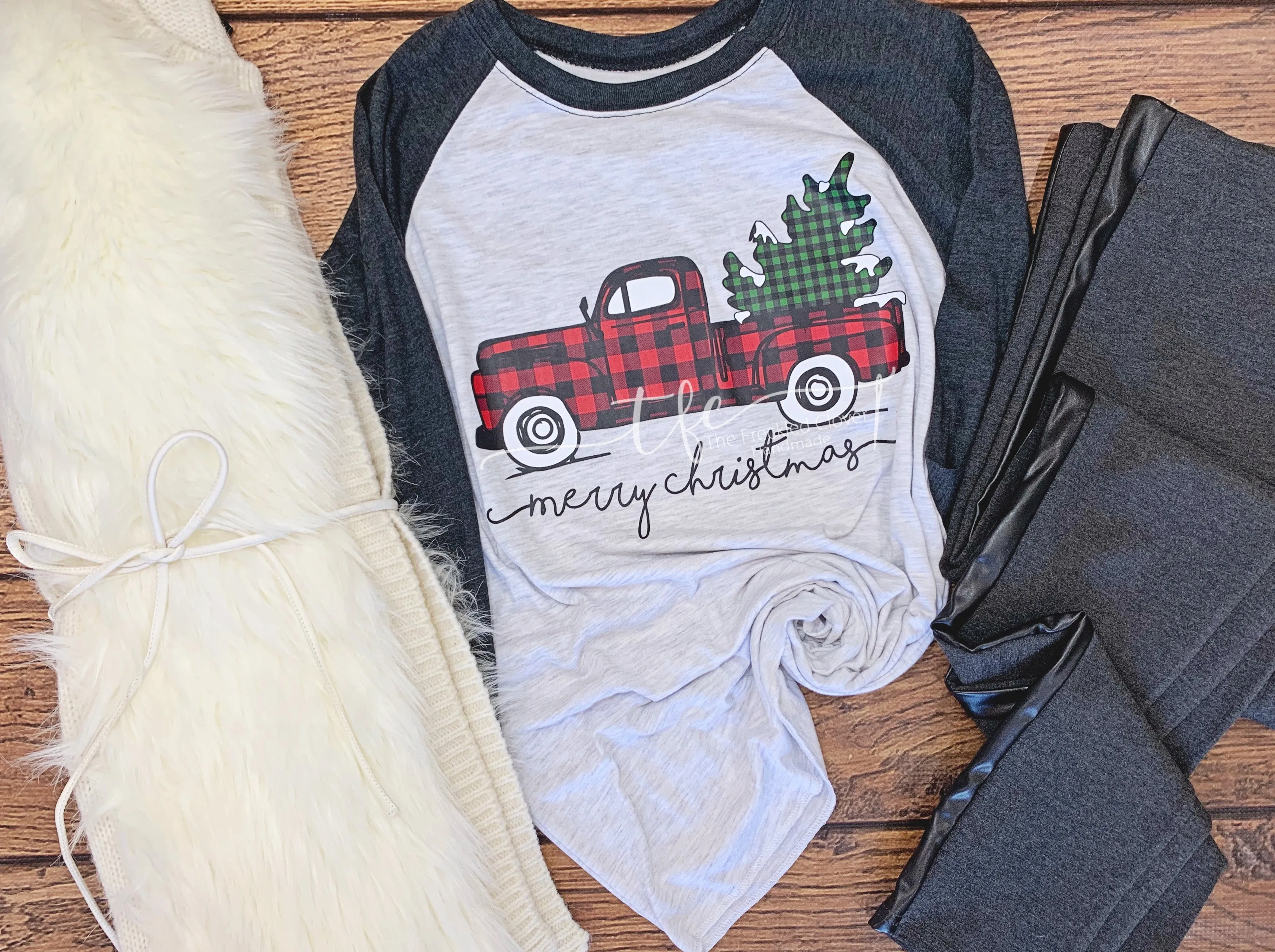 {Christmas Plaid Truck}