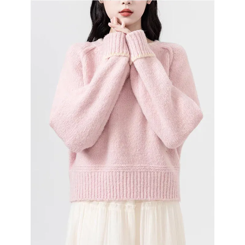 Cozy Solid Color Jumper for Women with a Round Neck
