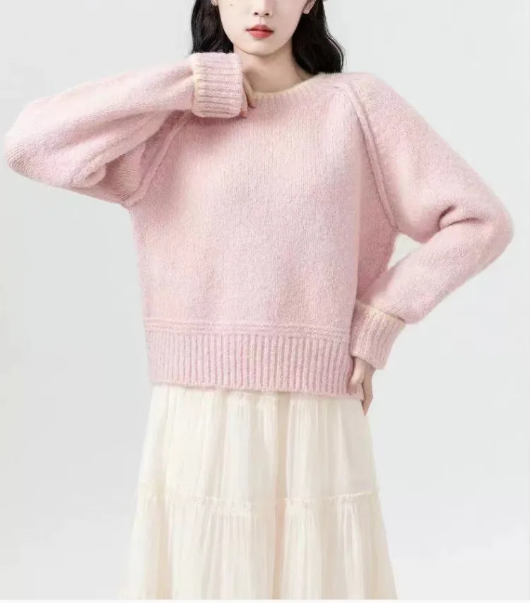 Cozy Solid Color Jumper for Women with a Round Neck