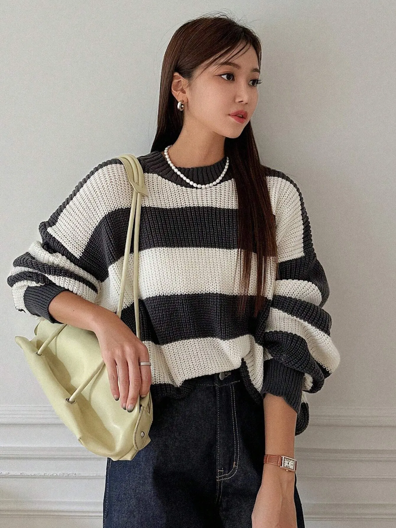 DAZY Women Solid Color Crew Neck Long Sleeve Casual Pullover Sweater