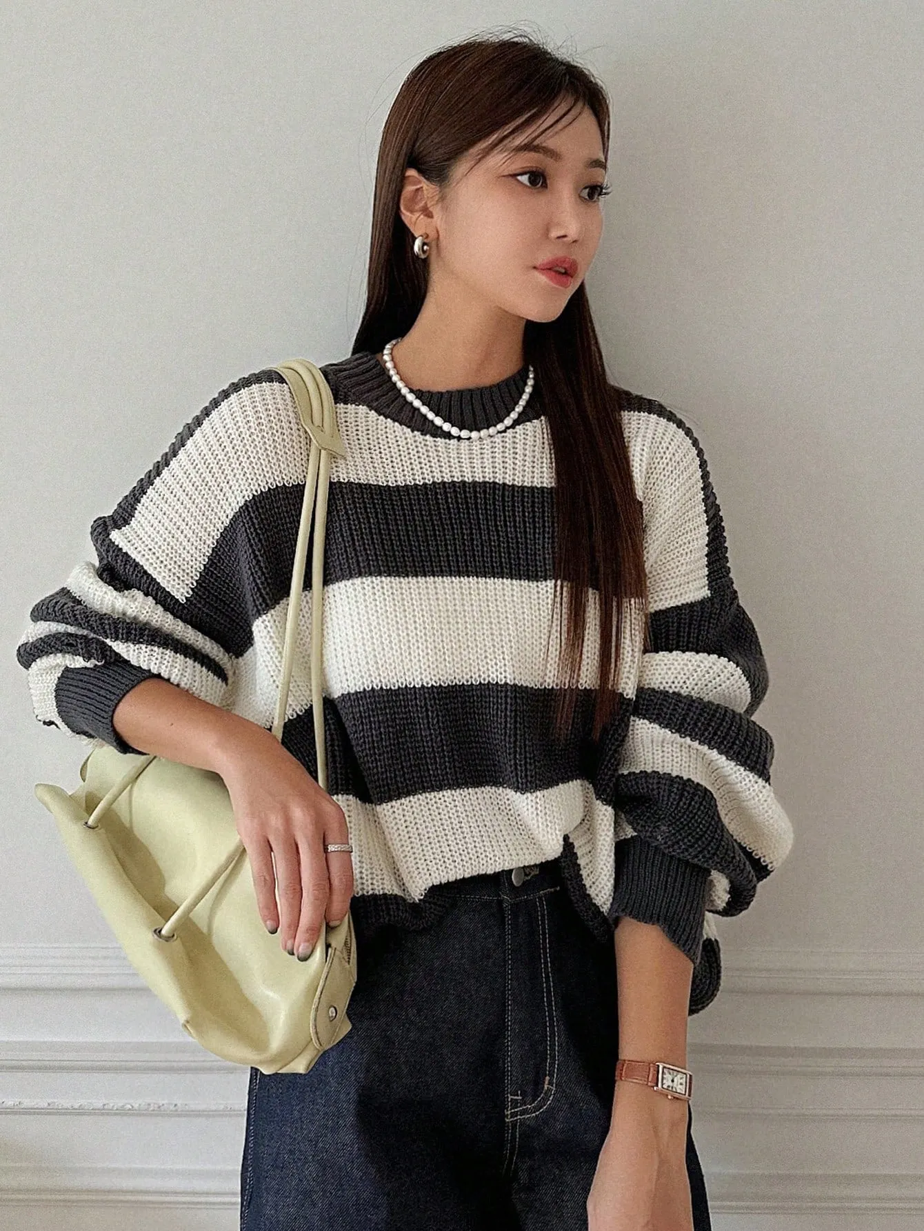 DAZY Women Solid Color Crew Neck Long Sleeve Casual Pullover Sweater