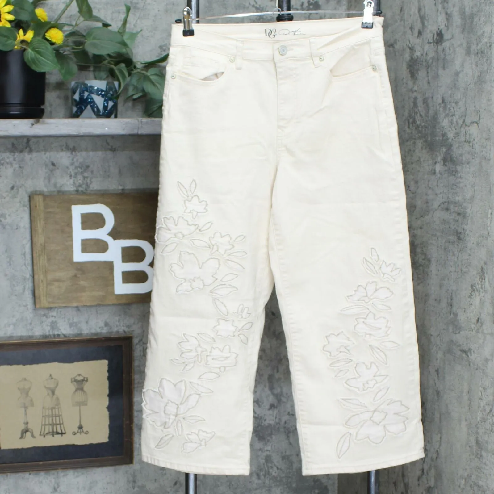 DG2 by Diane Gilman Women's Embroidered Applique Wide Leg Jeans Cream 12