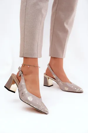 Heel sandals Step in style