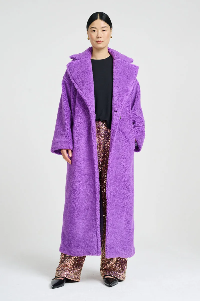 HOLY COAT