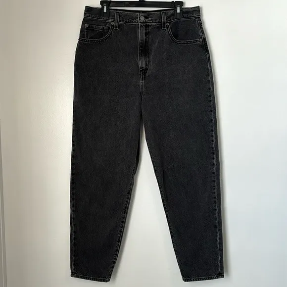 Levi’s Premium High Loose Taper Fit Women’s Jeans Size 31