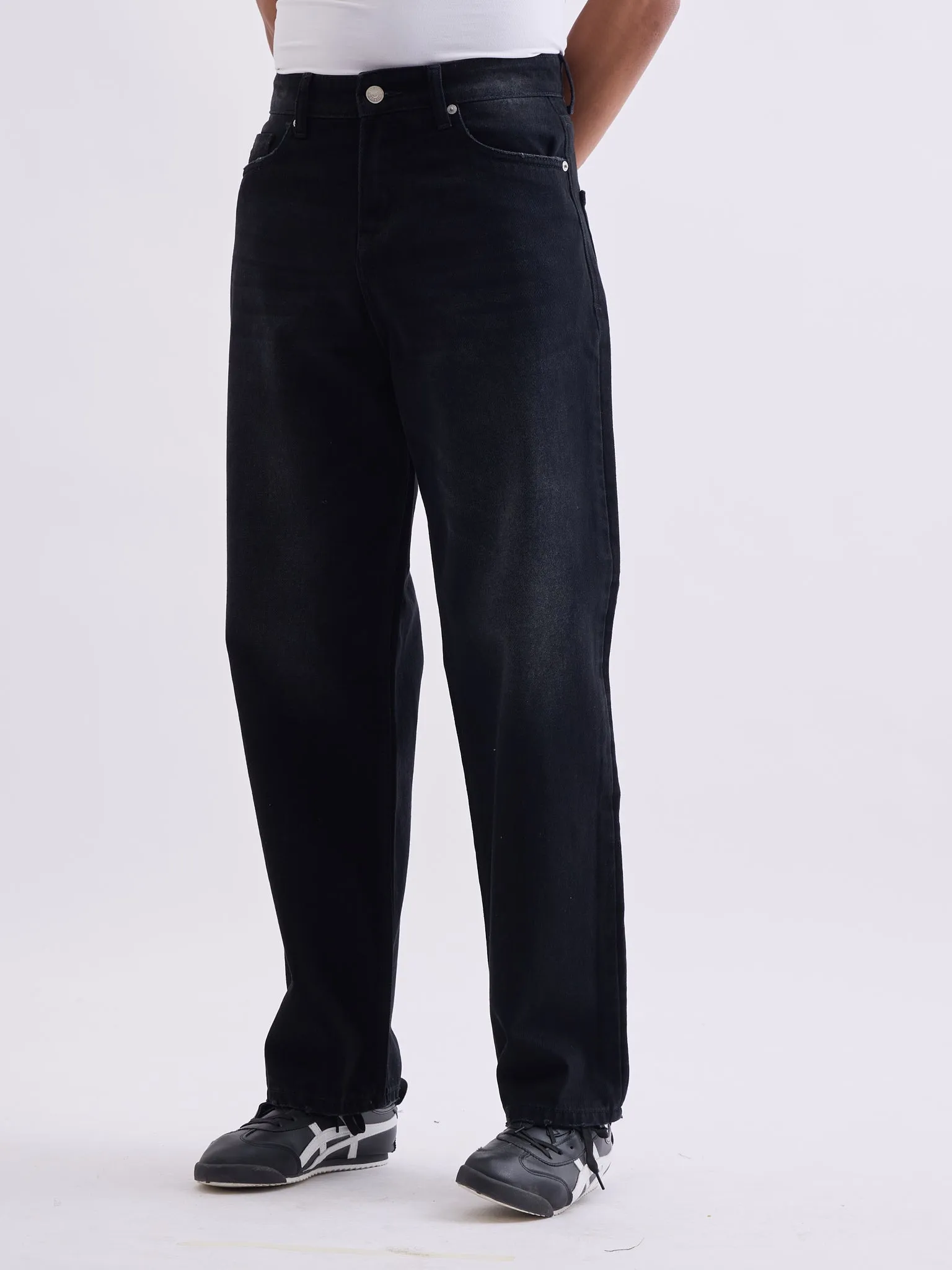 Loose Fit Black Jeans