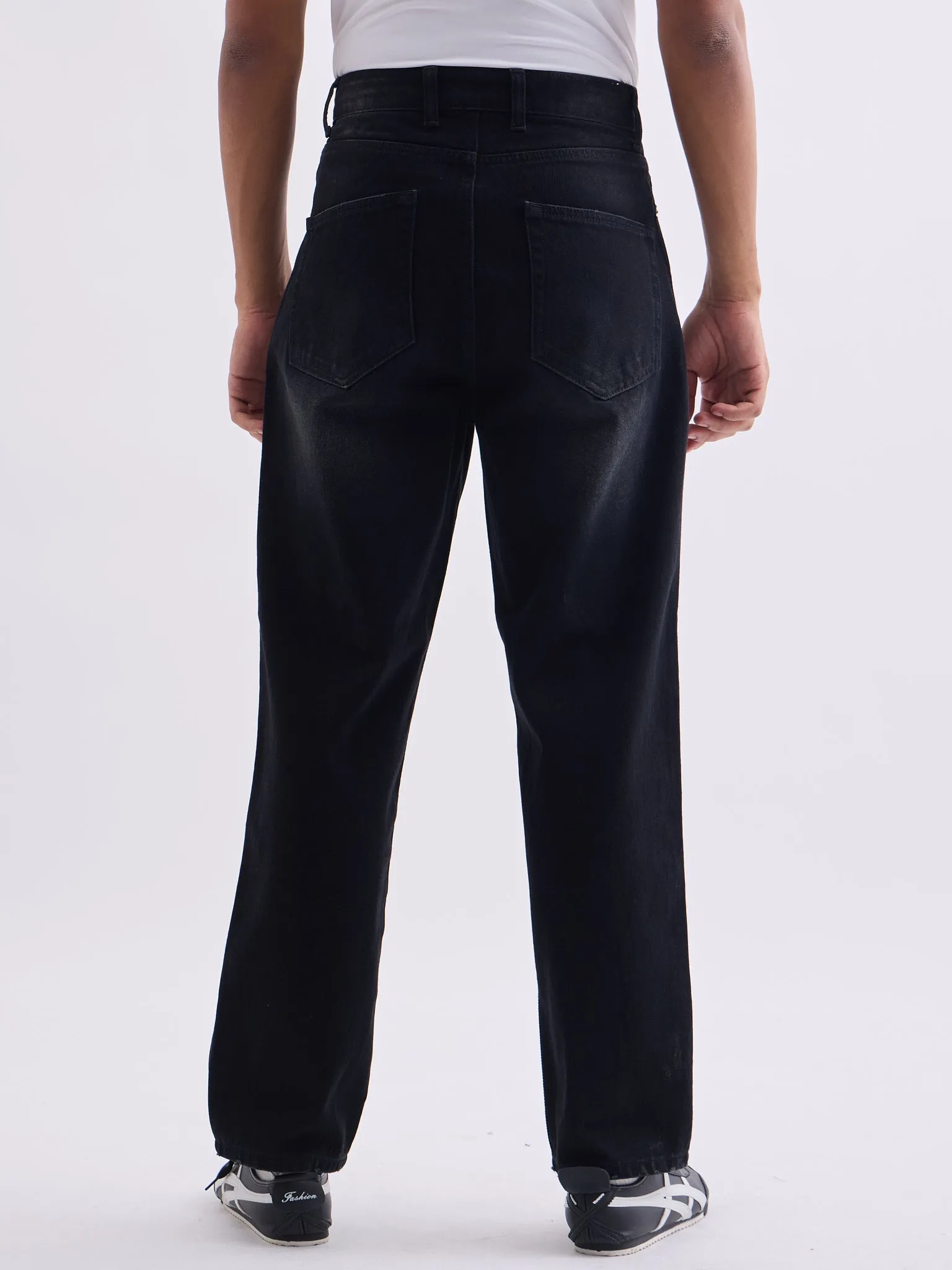 Loose Fit Black Jeans