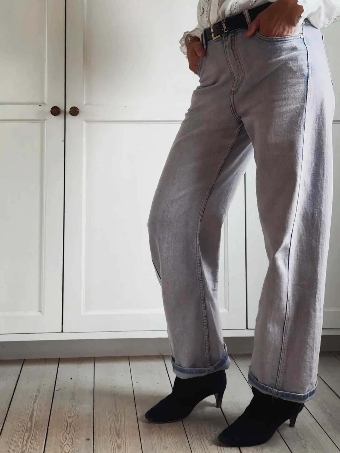 LOOSE STRAIGHT LEG JEANS - FADED PINK