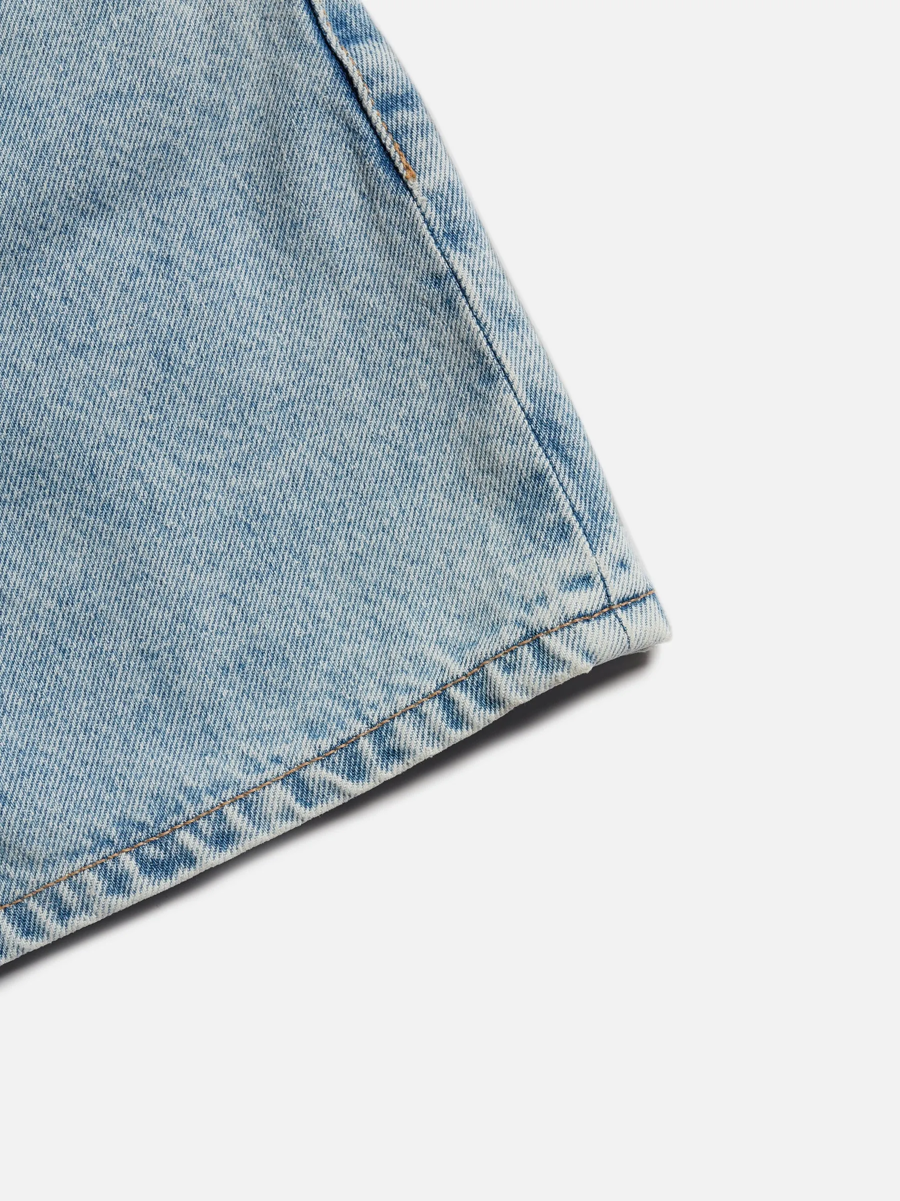【Nudie Jeans】Maeve Shorts Sunny Blue / 天藍石洗 有機棉 女款寬鬆短版短褲