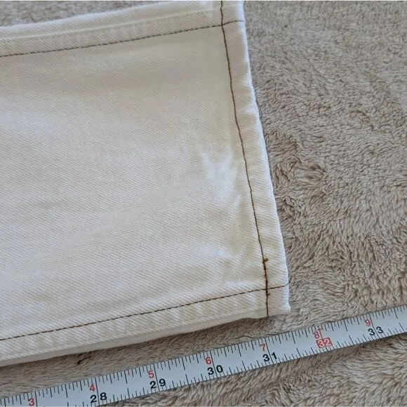 NWT Frame True Straight Full Length Off-white Jeans, size 28