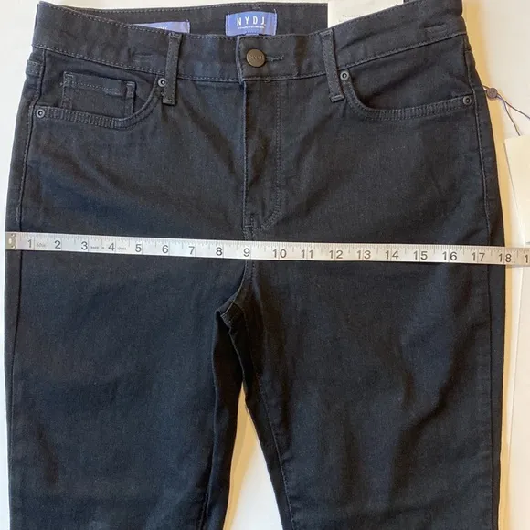 NYDJ SZ 6 Black Skinny Denim Jeans New D6