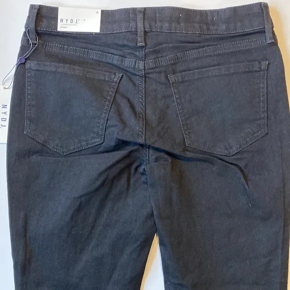NYDJ SZ 6 Black Skinny Denim Jeans New D6