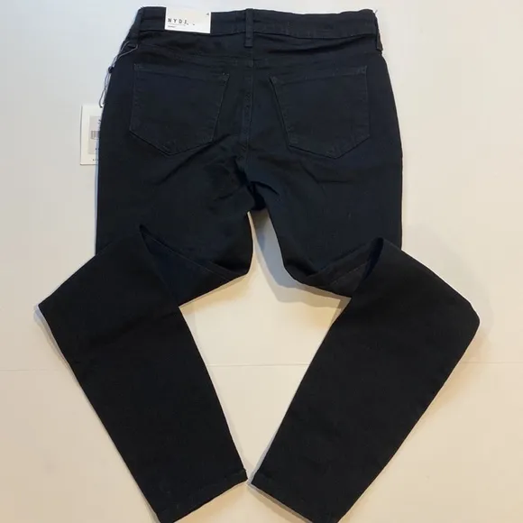 NYDJ SZ 6 Black Skinny Denim Jeans New D6