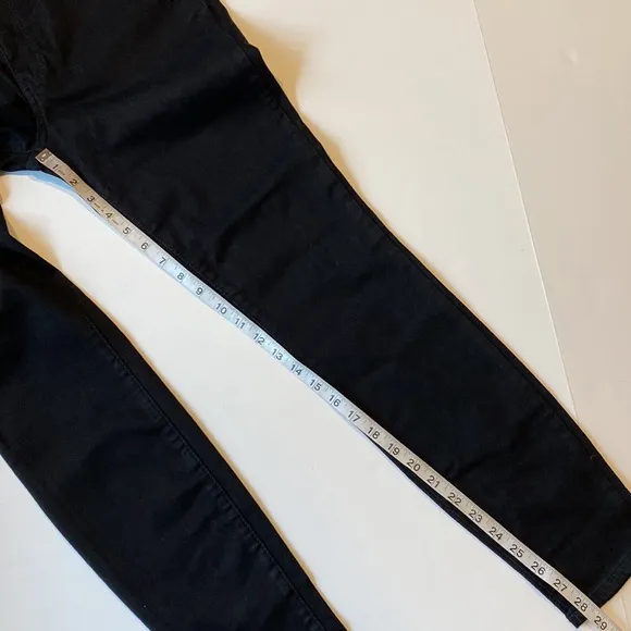 NYDJ SZ 6 Black Skinny Denim Jeans New D6