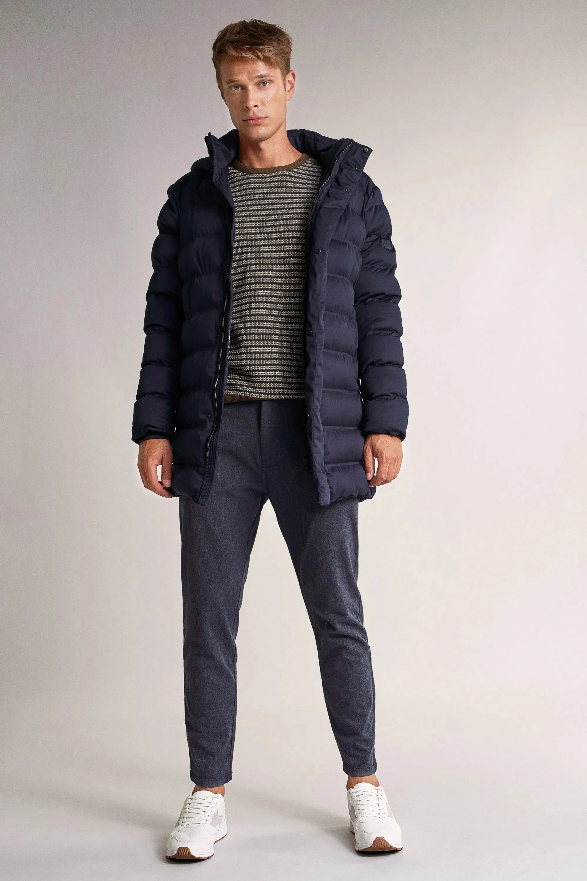 Pantalones Karl Loose Slim Con Textura