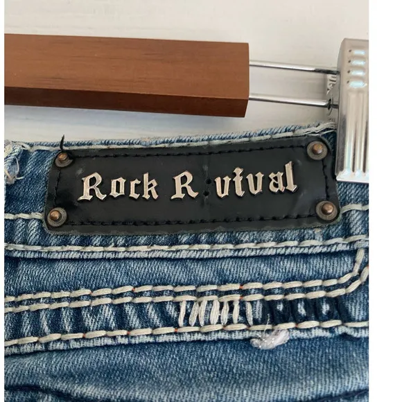 Rock Revival Elena Jeans 25