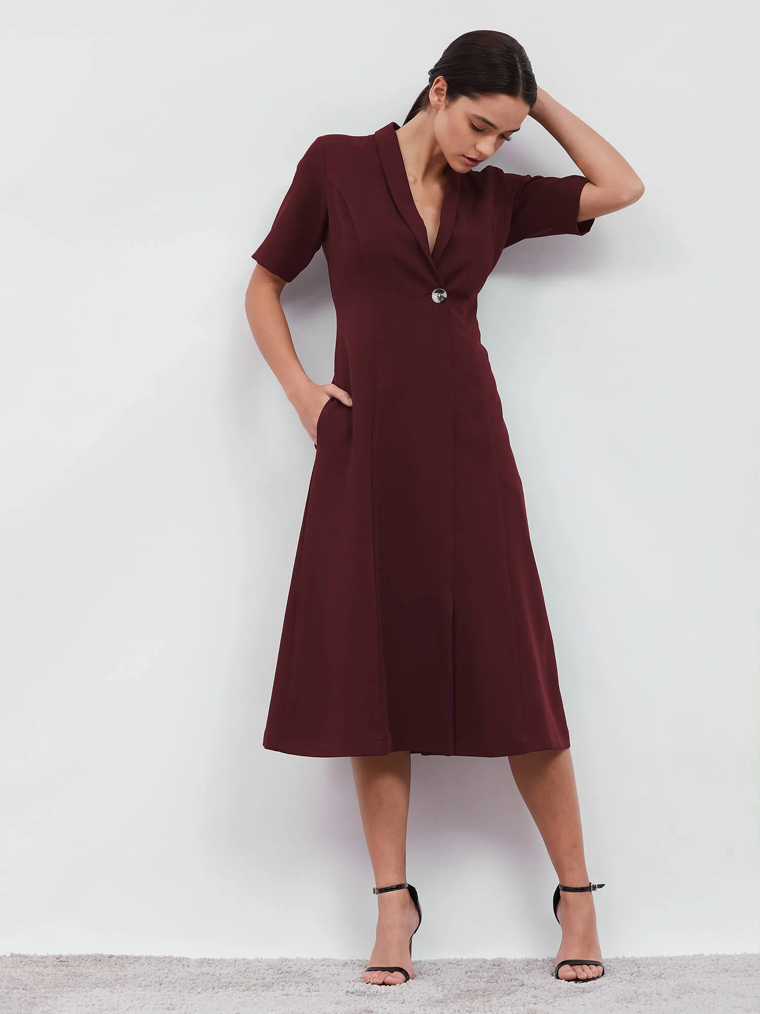 Stalwart Shawl Collared Dress - Maroon