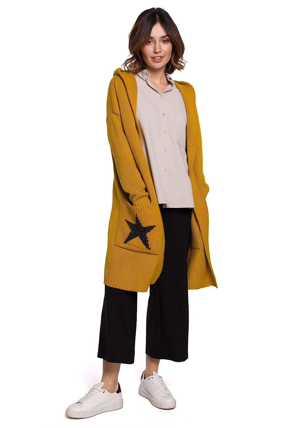 Star Motif Relaxed Cardigan