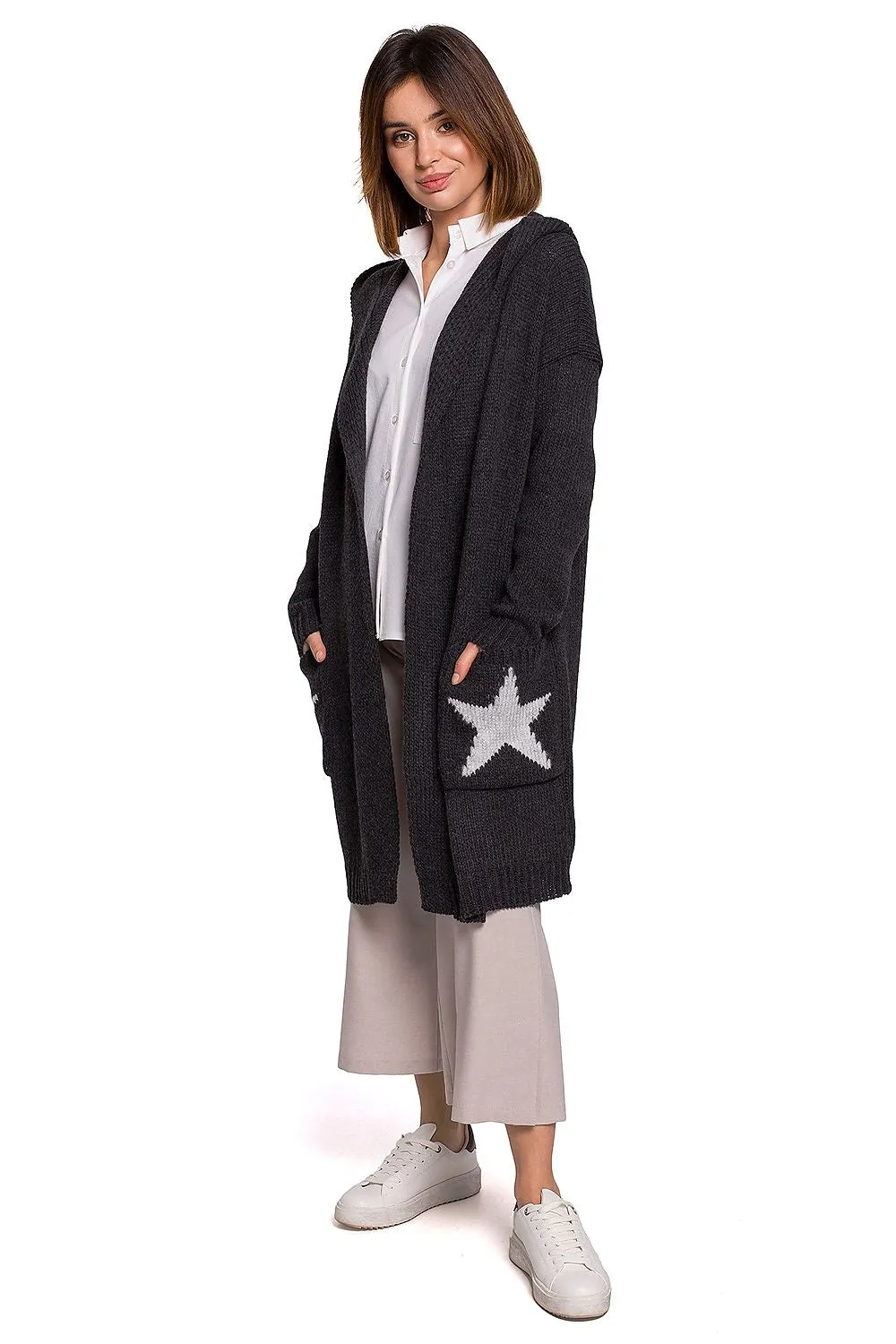 Star Motif Relaxed Cardigan
