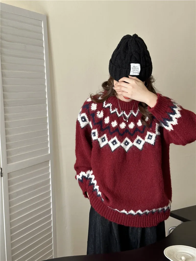 Women's Cozy Broderie Knit Sweater in Retro Style