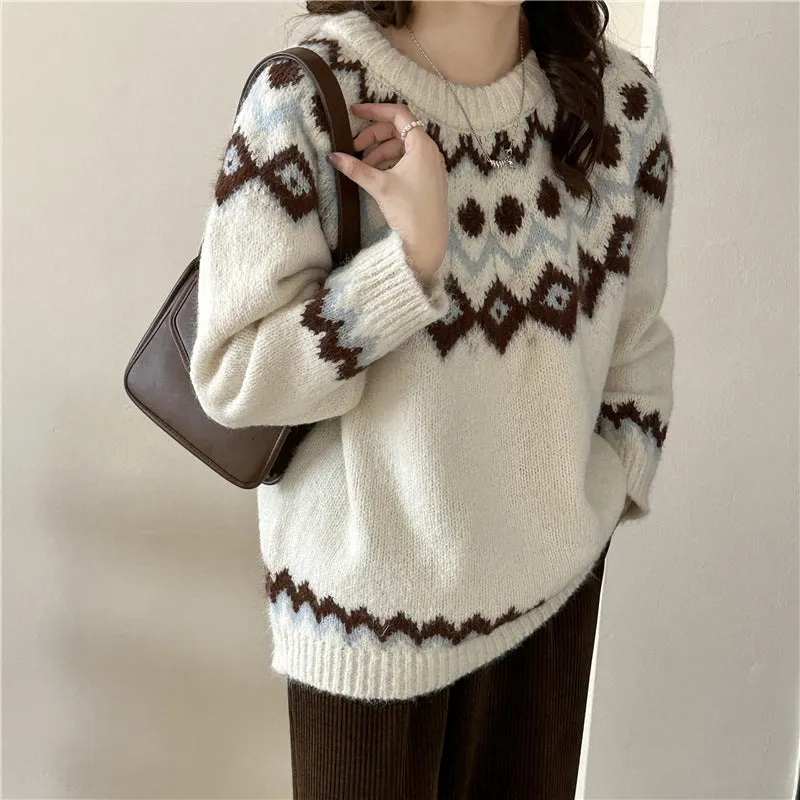 Women's Cozy Broderie Knit Sweater in Retro Style