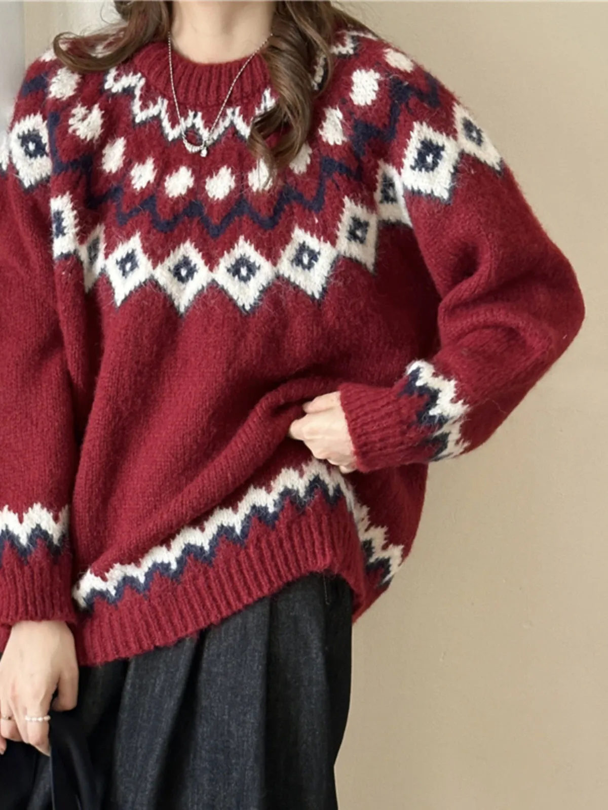 Women's Cozy Broderie Knit Sweater in Retro Style