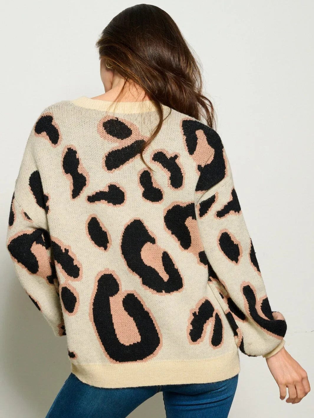 WOMEN'S LONG SLEEVE ANIMAL PRINT PULLOVER SWEATER