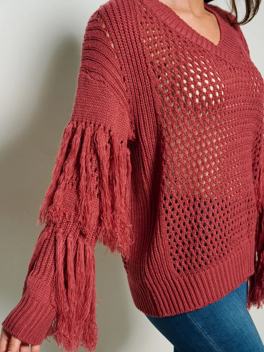 WOMEN'S LONG SLEEVE FRINGE TIERED KNIT PULLOVER SWEATER