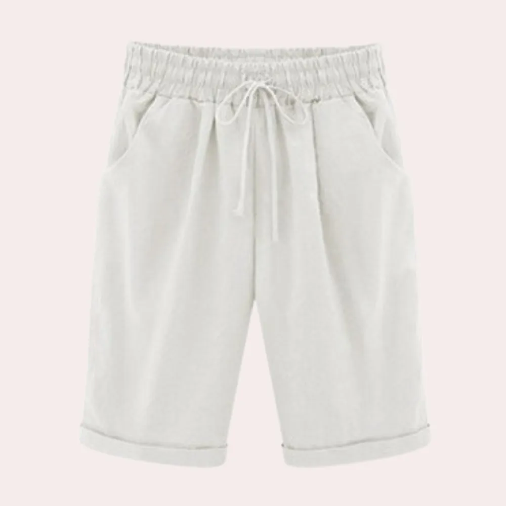 Xenia - Essential Casual shorts for women