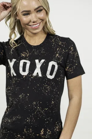 XoXo Glitter Graphic Tee