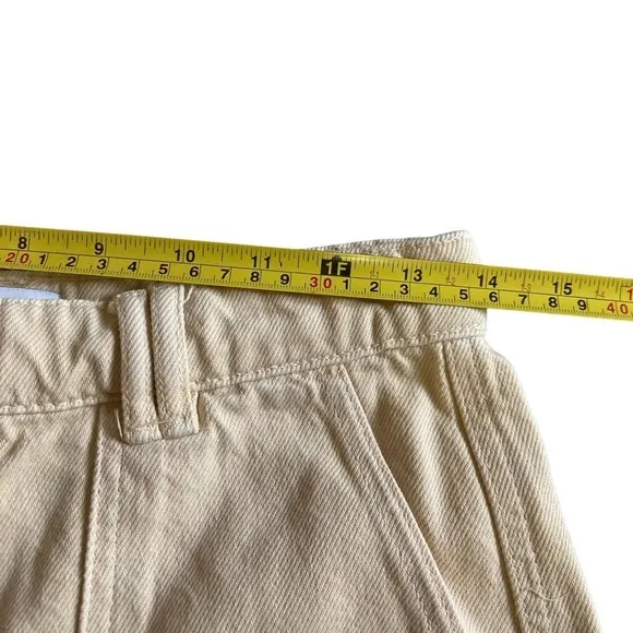 ZARA ECRU HIGH RISE WIDE LEG JEANS BEIGE FLARE LEG LOOSE FIT SIZE MEDIUM